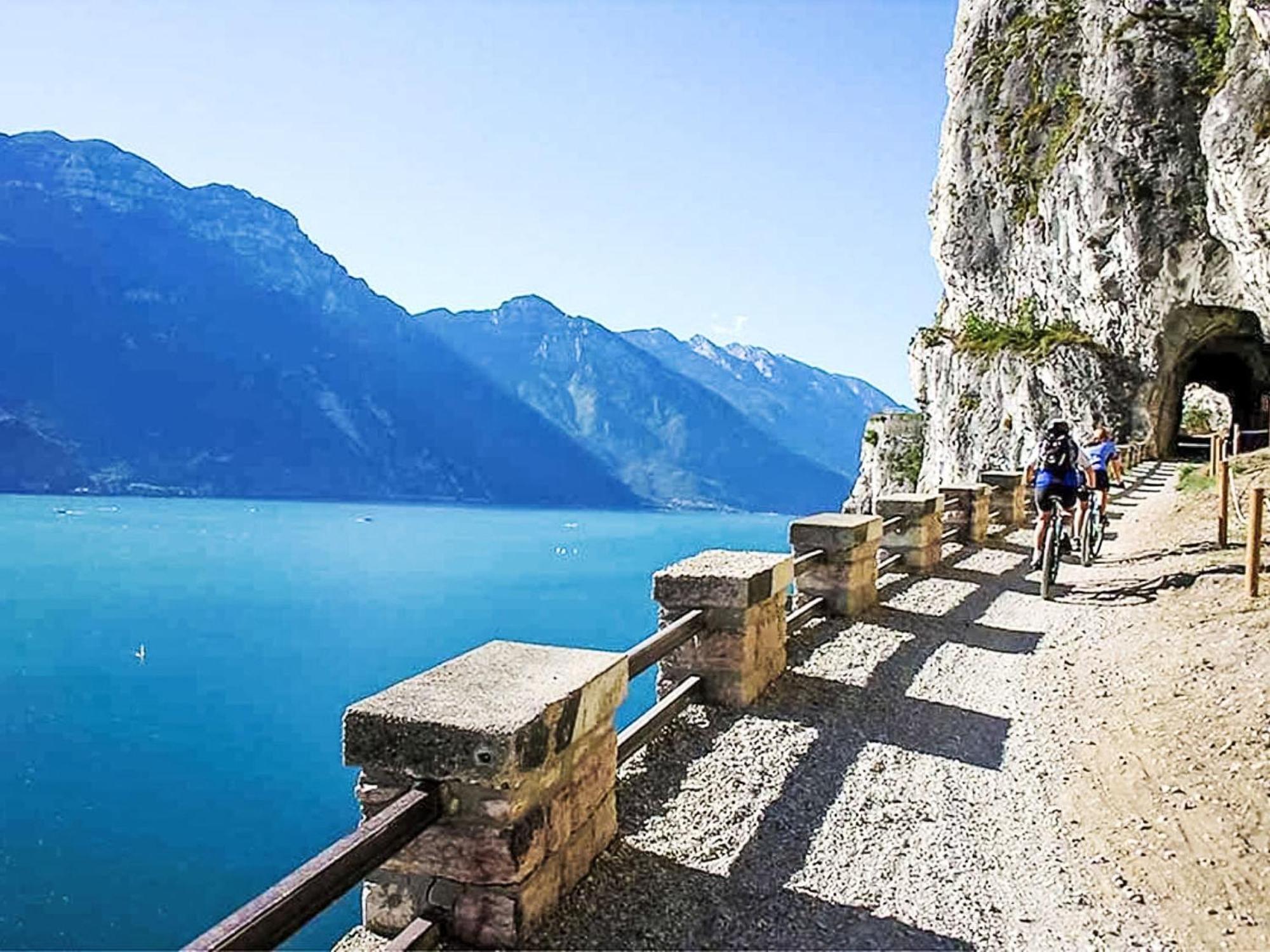 Apartment Standard By Interhome Riva del Garda Luaran gambar